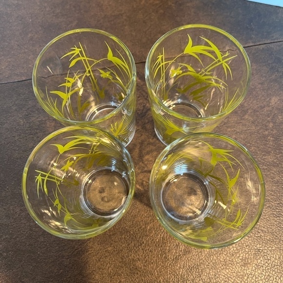 Vintage Butterfly and Bamboo Grass Glass Tumblers - Picture 8 of 10